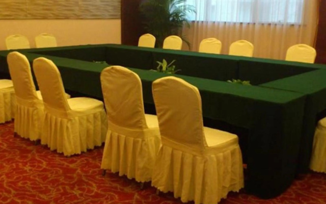 Chengdu Jiulong Hotel