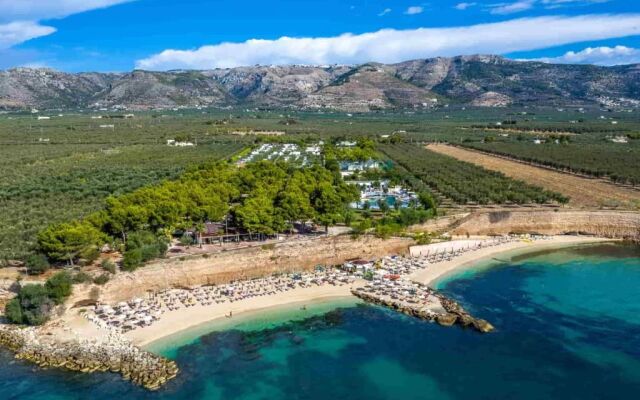 Villaggio Turistico Baia Del Monaco