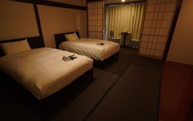 SAKURA River Side Stay Gero Onsen - Hostel
