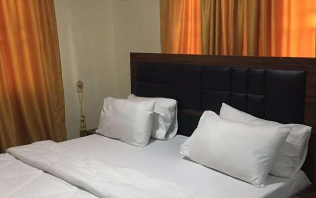 Royal Galaxy Hotel