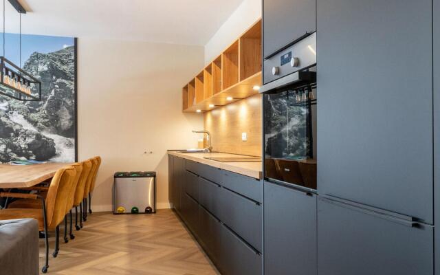 Stylish Apartment With Sauna, ski Lift at 600 m