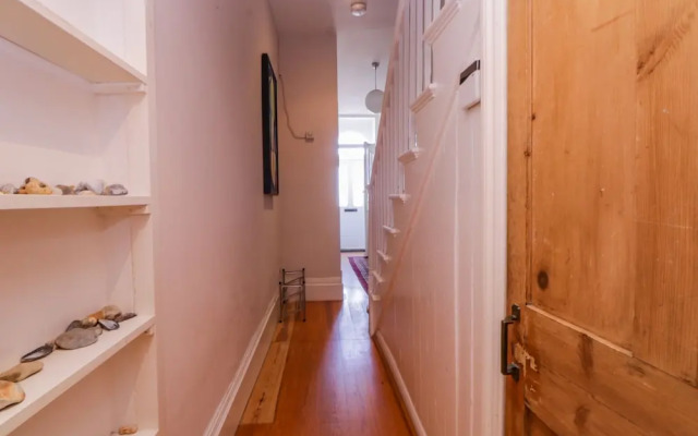 6 Gloster Terrace