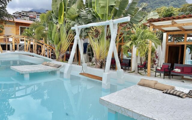 Sababa resort