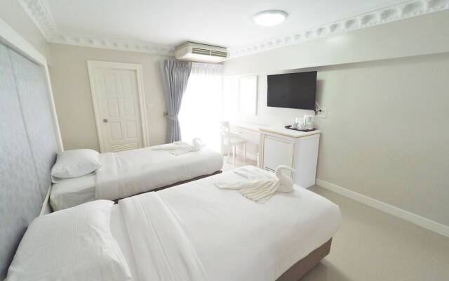 Romance Hotel Sukhumvit 97