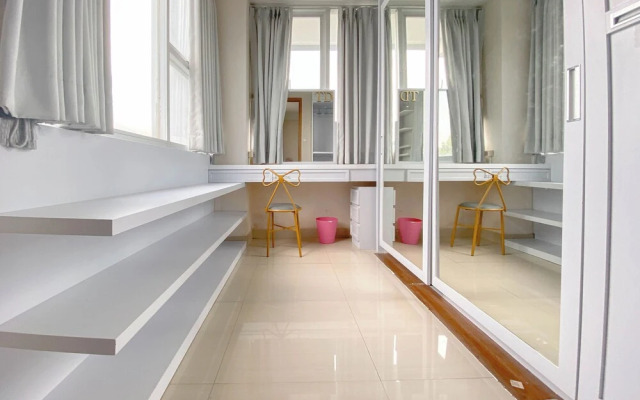 Spacious 1Br With Extra Room At Dago Suites Apartment