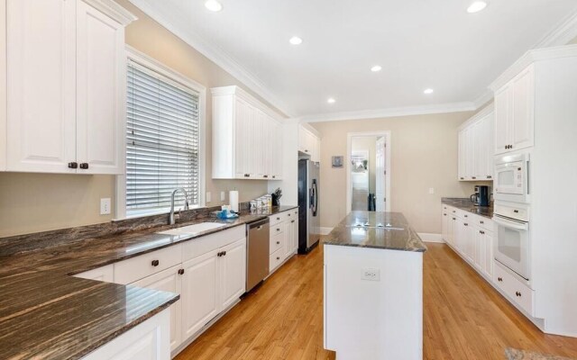 918 Carolina Boulevard