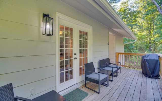 Bella Vista Vacation Rental Near Lake Access!