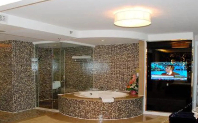 Grand Honor International Hotel