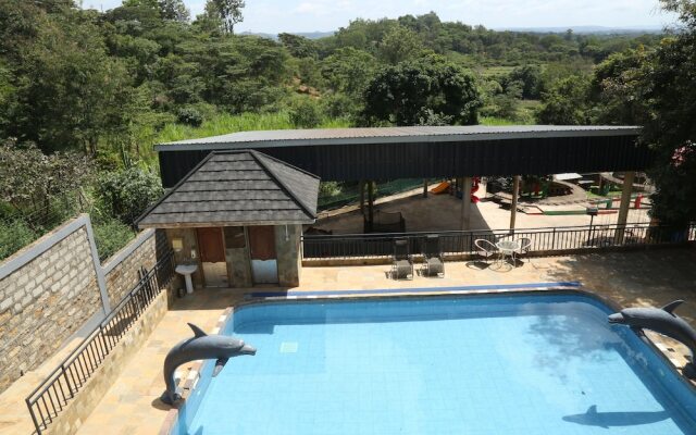 Nokras Riverine Hotel & Spa