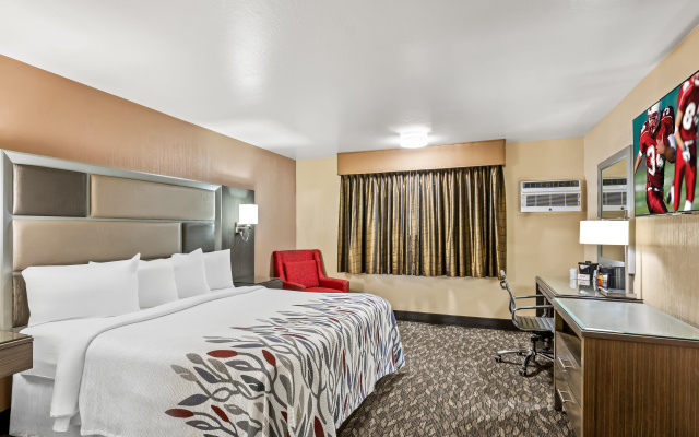 HomeTowne Studios by Red Roof Yuba City Bonanza – Marysville