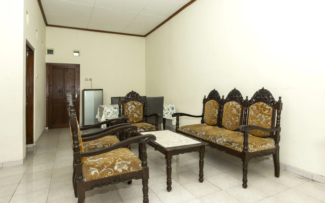 Super OYO 1150 Omah Ladrang