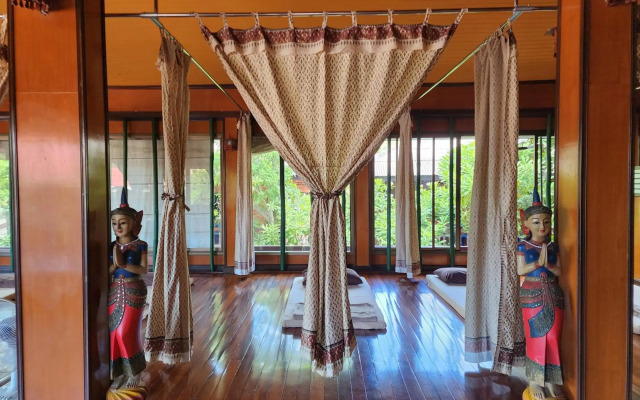 Coral Bungalows