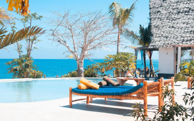 Twiga Beach Bungalows