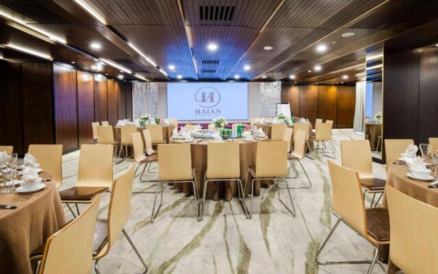 Haian Riverfront Hotel Da Nang