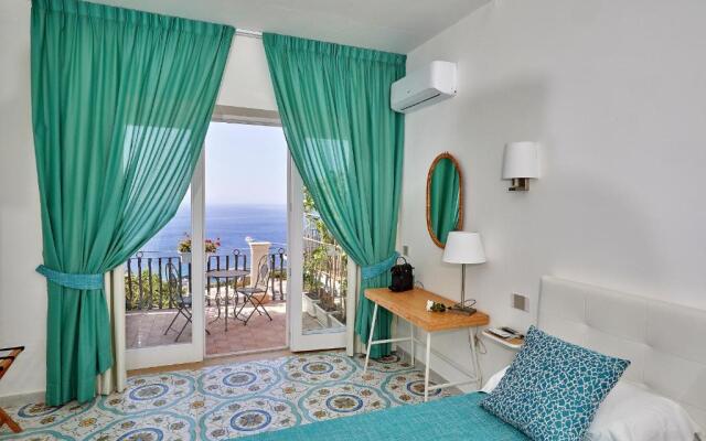 Malafemmena Guest House