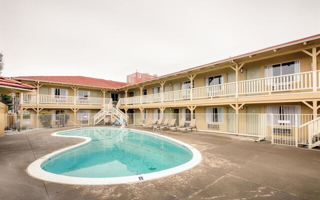 GuestPlace Inn & Suites