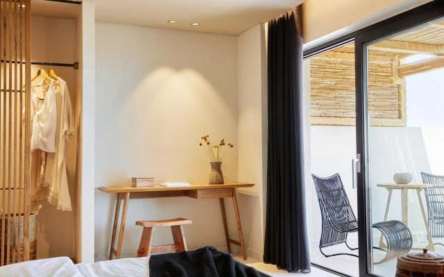 The Syntopia Hotel