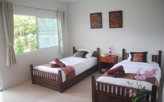 Baan Aroka Beach Front