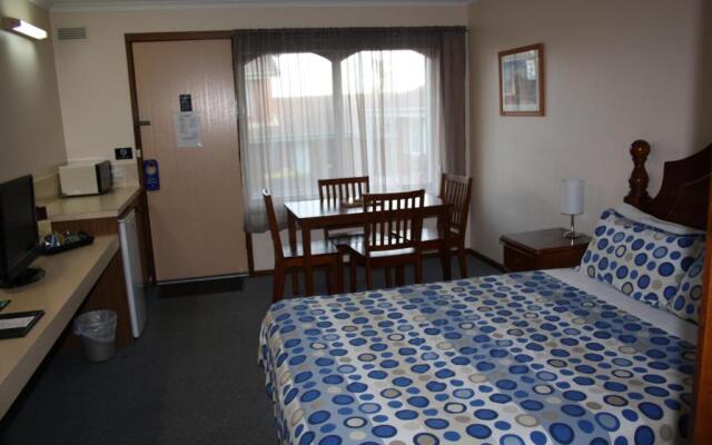 Raglan Motor Inn