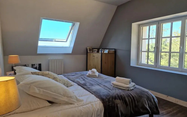 Breton Holiday Home With sea View, Plougasnou