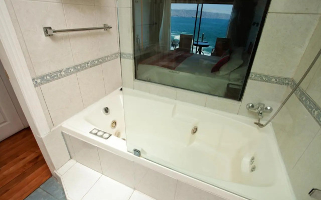 Hotel Oceanic