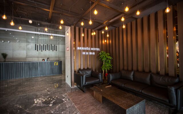 Arrivee Hotel