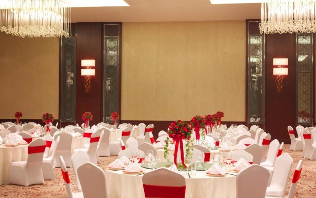 Four Points by Sheraton Shanghai, Daning