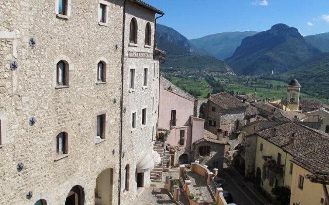 Albergo Rocca Ranne