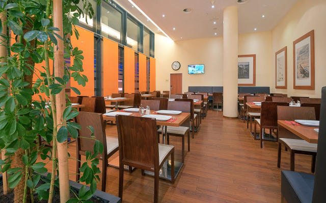 Leonardo Hotel Salzburg Airport