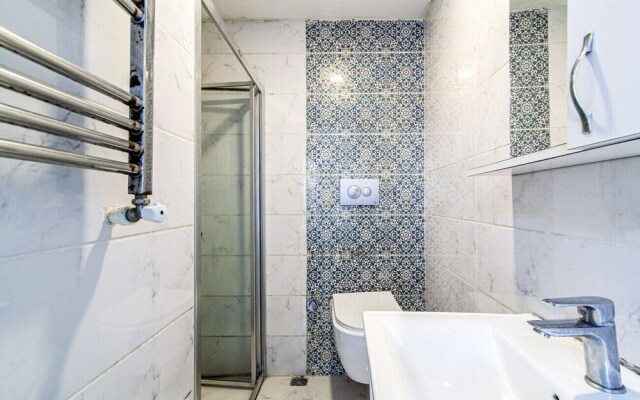 Comfy Studio Flat With Great Location in Beyoglu-1