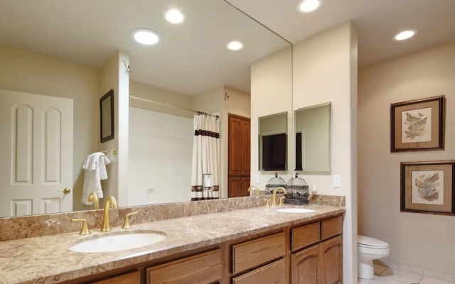 Valley View Villa - Private Pool - Hidden Bedroom