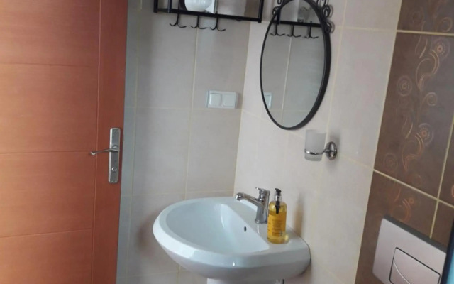 Sapphire Hotel
