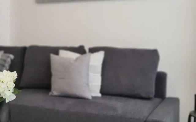 73 LCA - Stay Novel Apartment