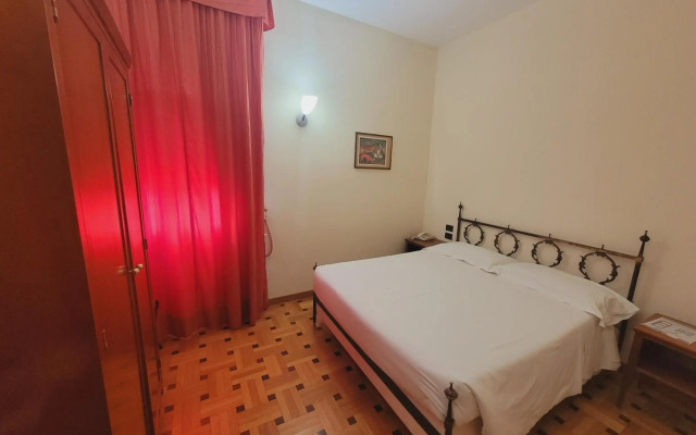 Alla Rocca Hotel