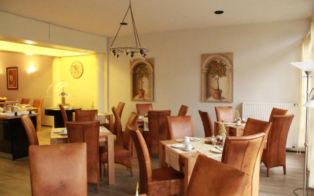 Hotel Am Schloss Broich