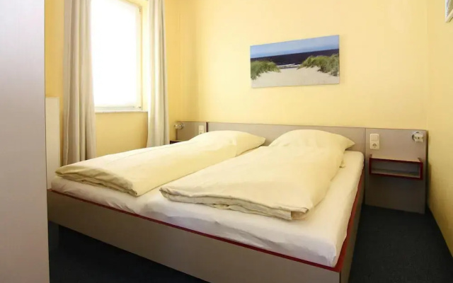 Apartment Near the Laboe Waterfront