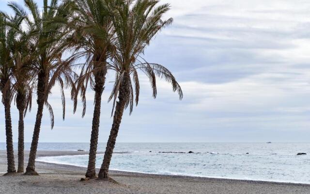 Apartment 250 M from the beach