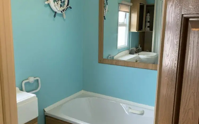 Remarkable 2-bed Caravan in Ingoldmells