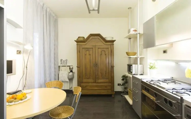 Stadium Apartment