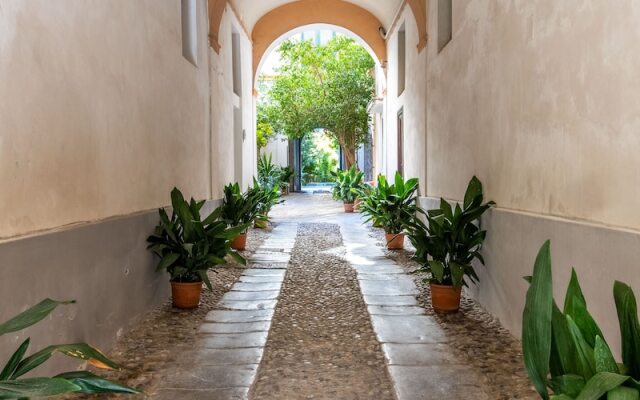 Palazzo De Gregorio Apartments
