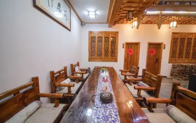 Siyue Homestay (Hongcun Scenic Area Branch)