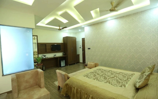 Hotel Maharaja
