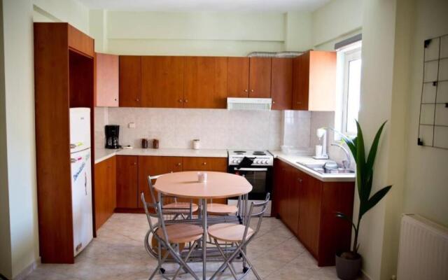 Chalkis Green Leaf House