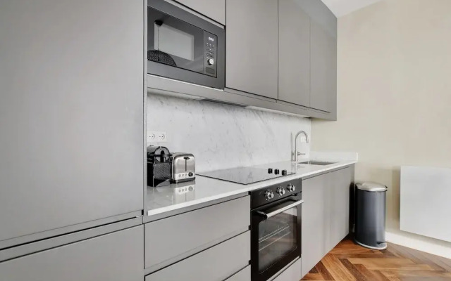 Charming Apartment - 1br/4p - Place Victor Hugo