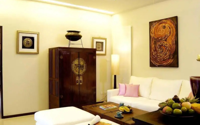 Two Villas Holiday Oriental Style Nai Harn Beach