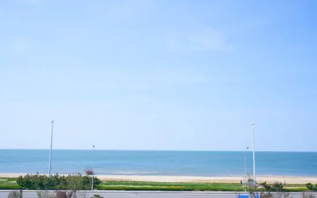 CGIG Eastern Holiday Hotel
