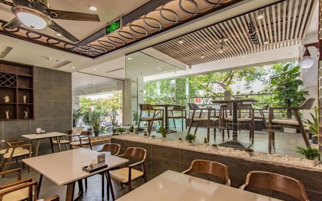 22land Residence Hotel 2