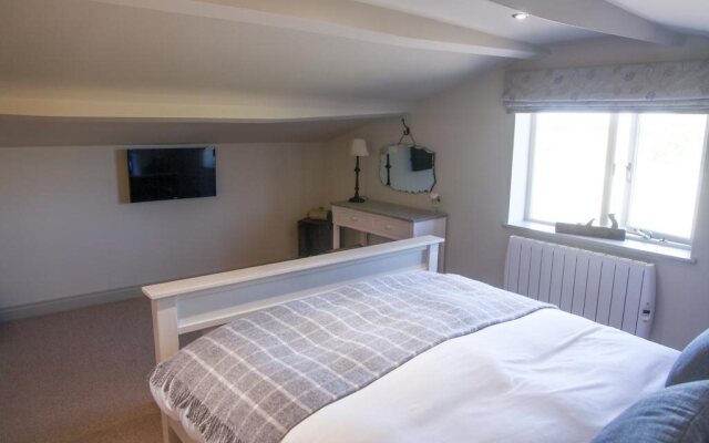 Manor Farm-MK
