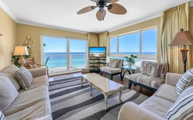 Destin Towers 102