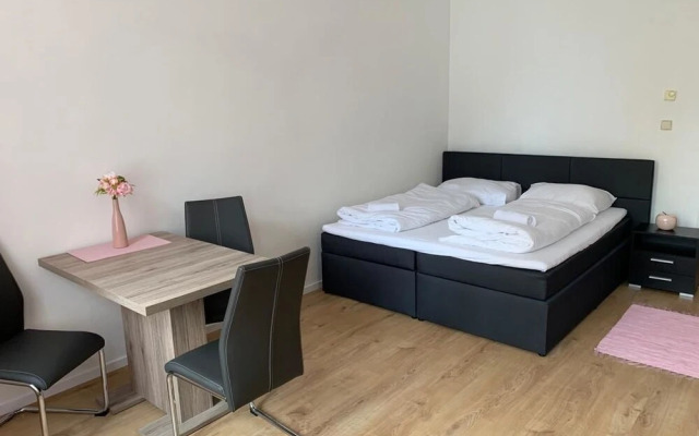 Business And Holiday Apartments